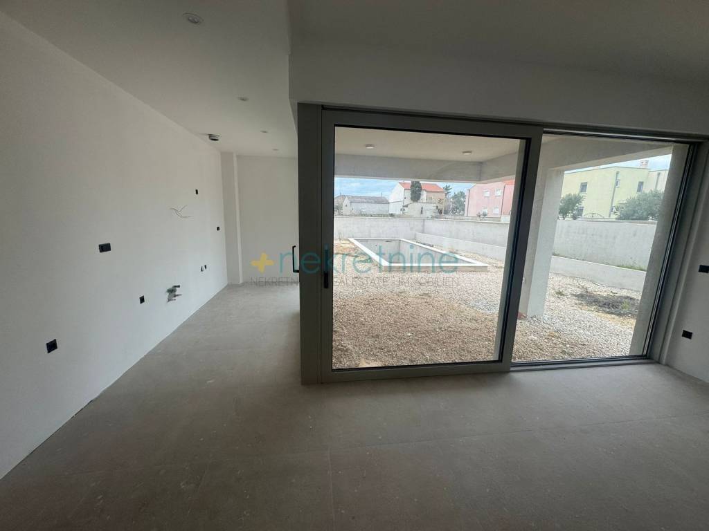 Dvojna kuća, Prodaja, Privlaka, Privlaka