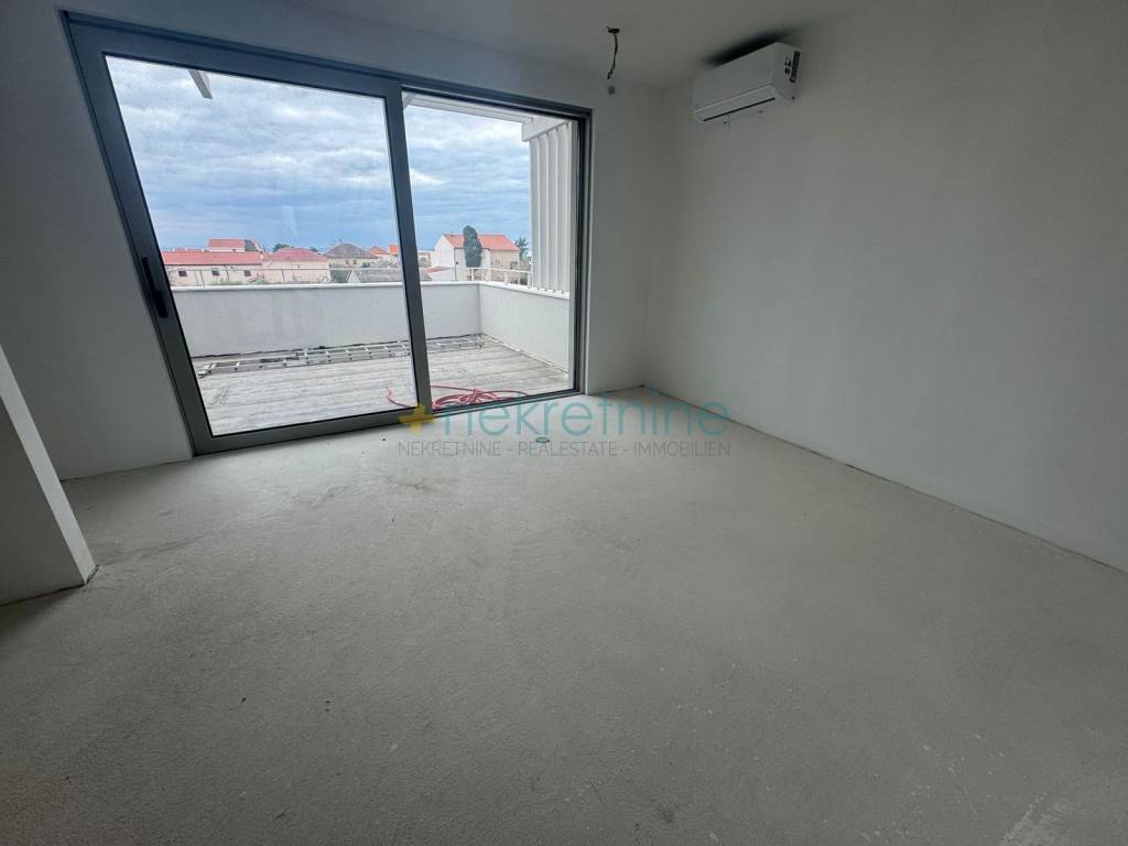 Dvojna kuća, Prodaja, Privlaka, Privlaka
