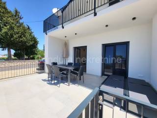 Dvojna kuća, Prodaja, Vrsi, Mulo