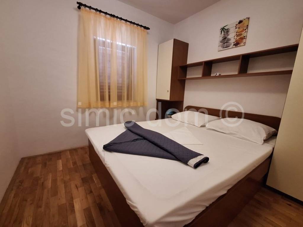 Stan u kući, Prodaja, Trogir - Okolica, Arbanija