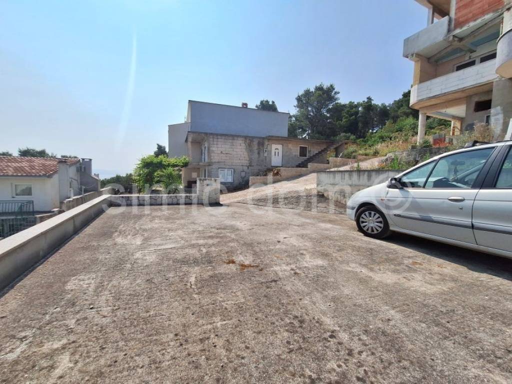 Stan u kući, Prodaja, Trogir - Okolica, Arbanija