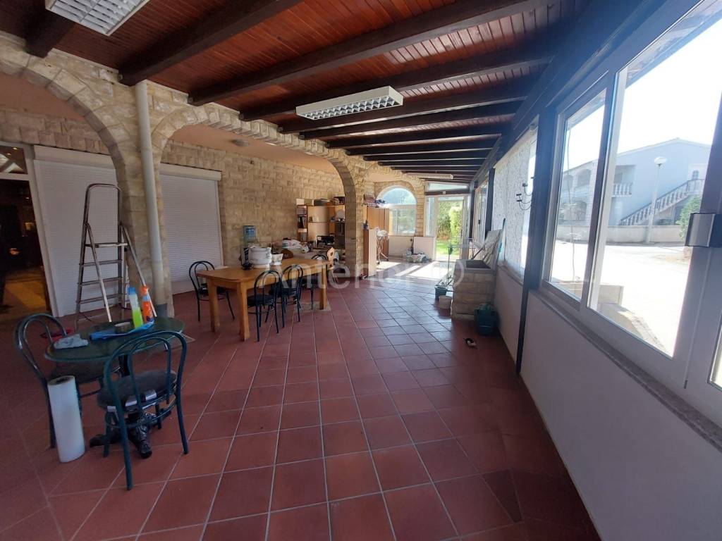 Stambeno poslovni objekt, Prodaja, Vir, Vir