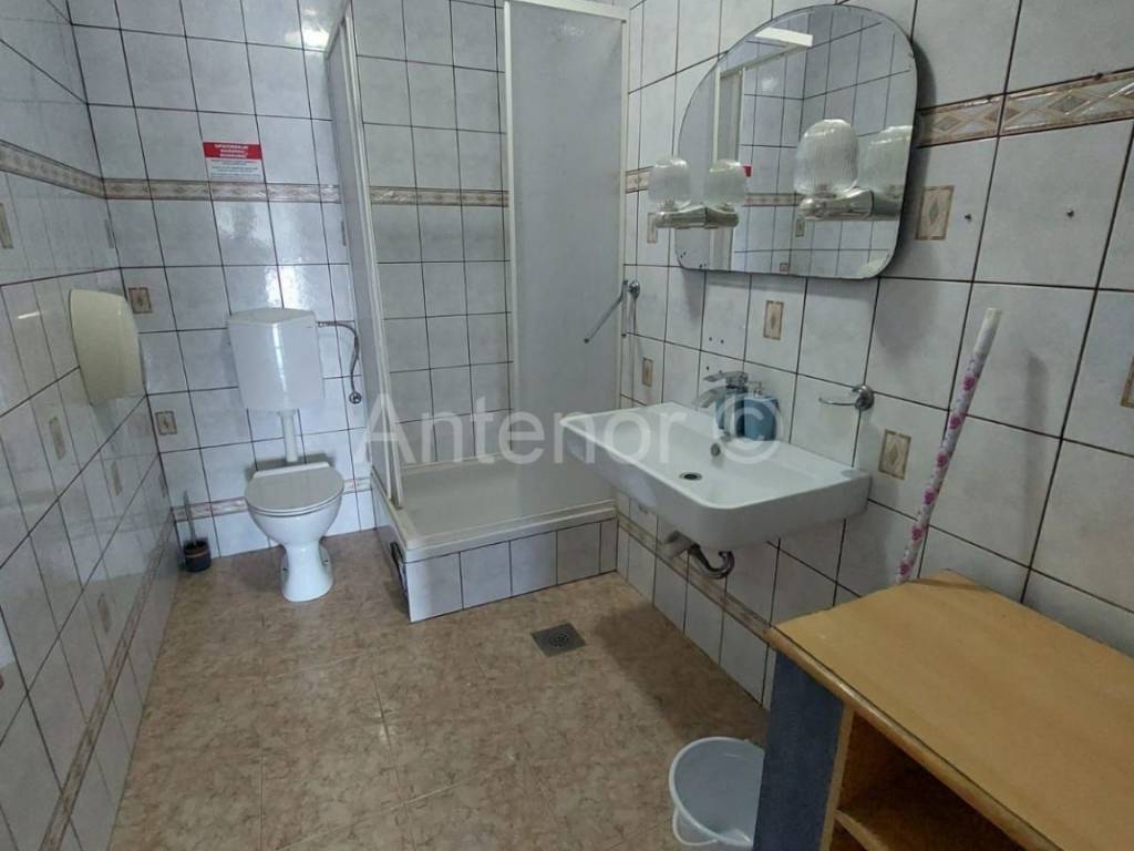 Stambeno poslovni objekt, Prodaja, Vir, Vir