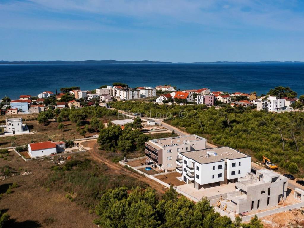 Apartman s okućnicom, Prodaja, Privlaka, Privlaka