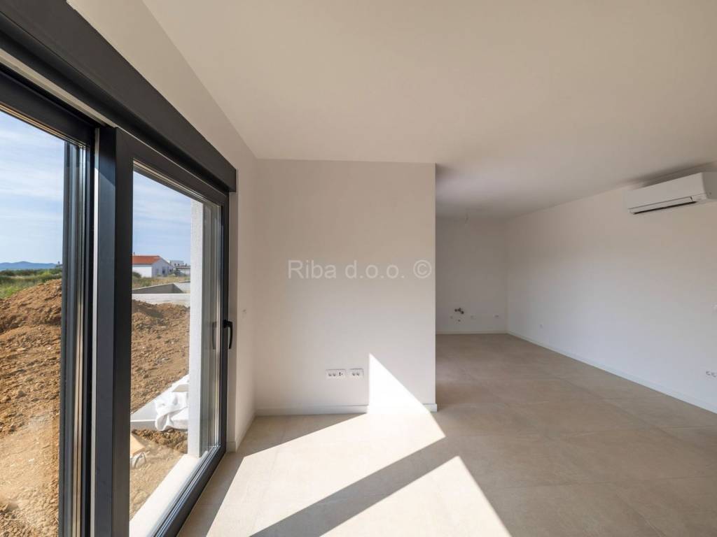 Apartman s okucnicom, Prodaja, Privlaka, Privlaka