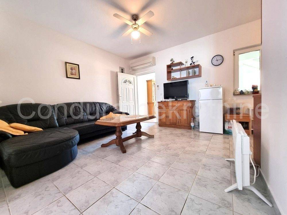 Apartman na moru, Prodaja, Vir, Vir