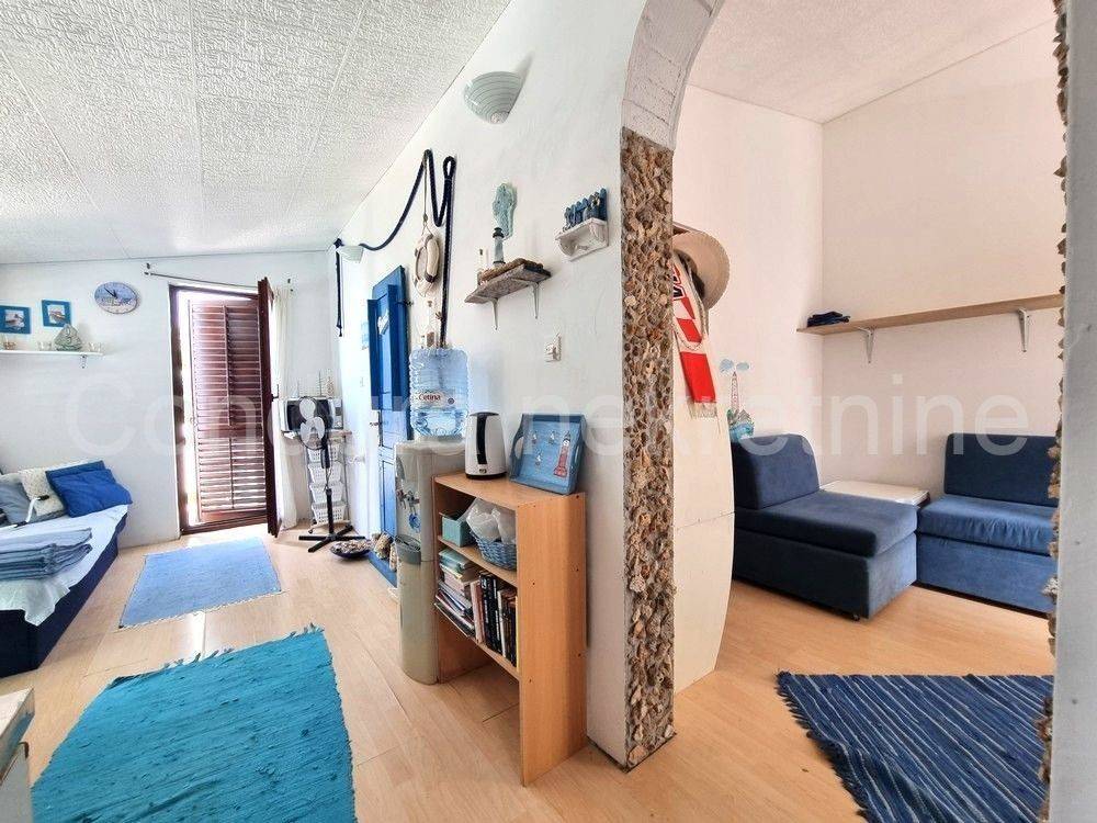 Apartman na moru, Prodaja, Vir, Vir