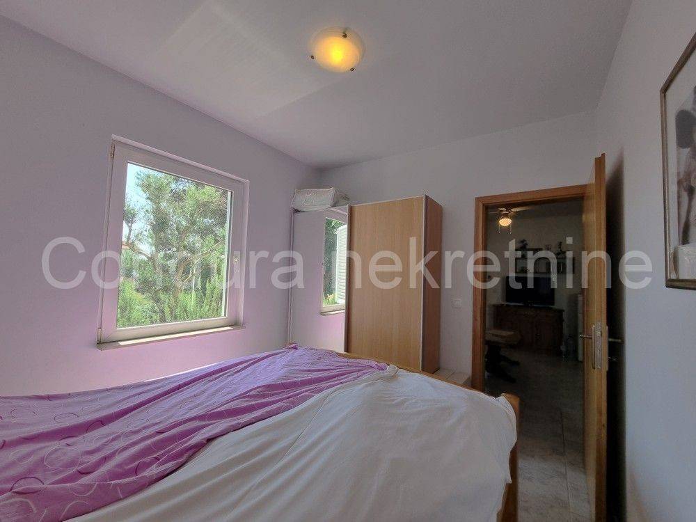 Apartman na moru, Prodaja, Vir, Vir