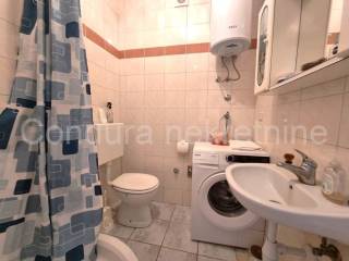 Apartman na moru, Prodaja, Vir, Vir