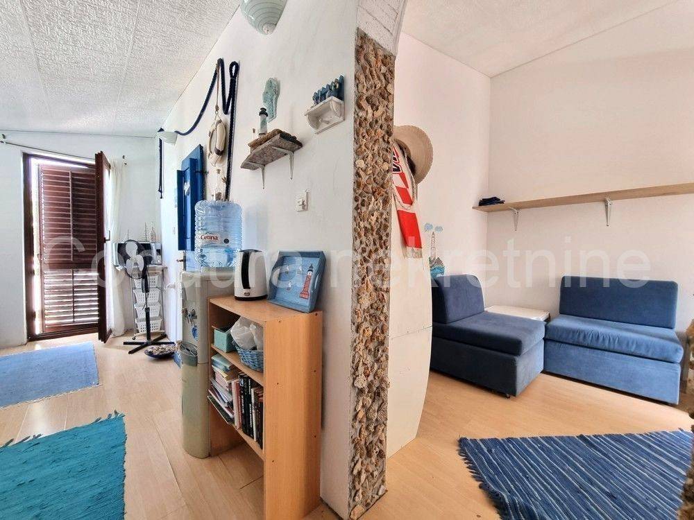 Apartman na moru, Prodaja, Vir, Vir