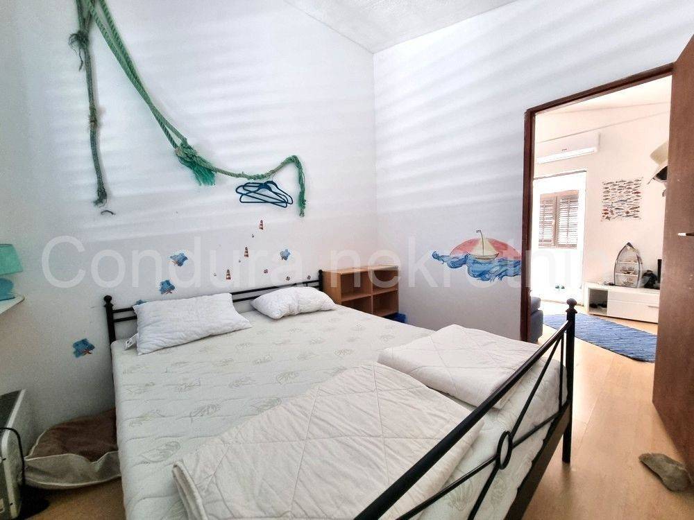 Apartman na moru, Prodaja, Vir, Vir