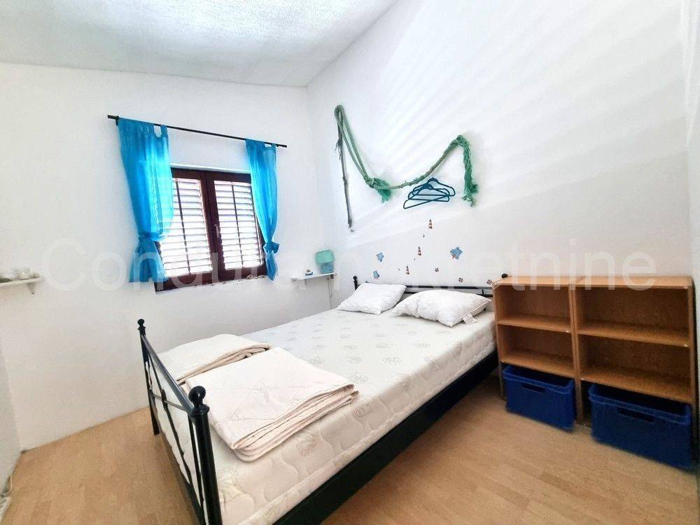 Apartman na moru, Prodaja, Vir, Vir