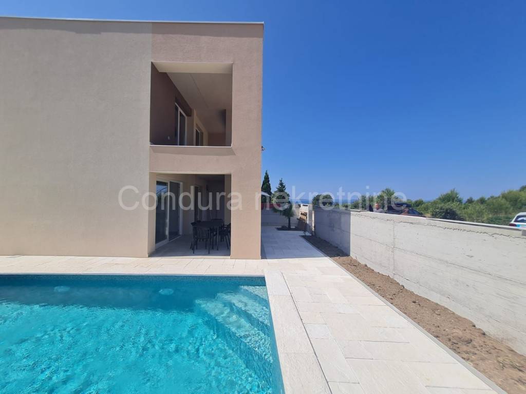 Apartman s okućnicom, Prodaja, Vir, Vir