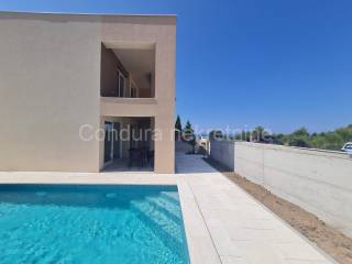 Apartman s okućnicom, Prodaja, Vir, Vir