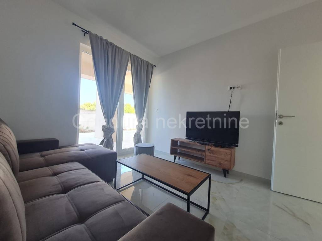 Apartman s okućnicom, Prodaja, Vir, Vir