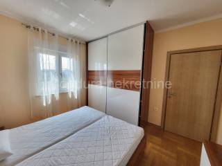 Apartman na moru, Prodaja, Nin, Zaton