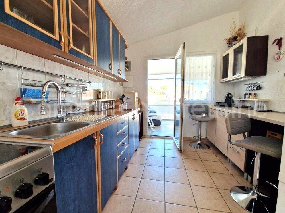 Apartman na moru, Prodaja, Vir, Vir
