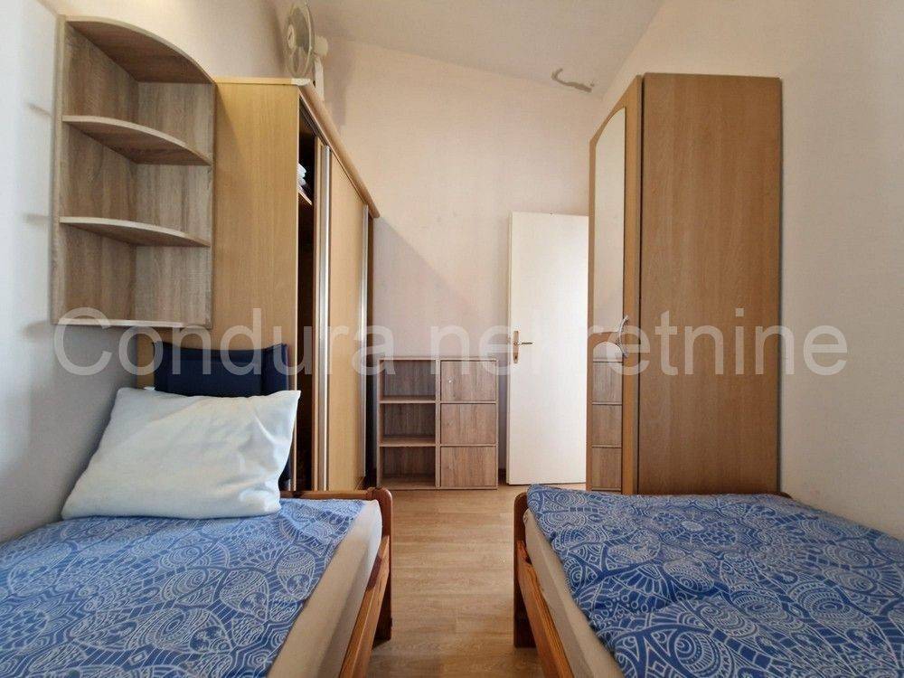 Apartman na moru, Prodaja, Vir, Vir