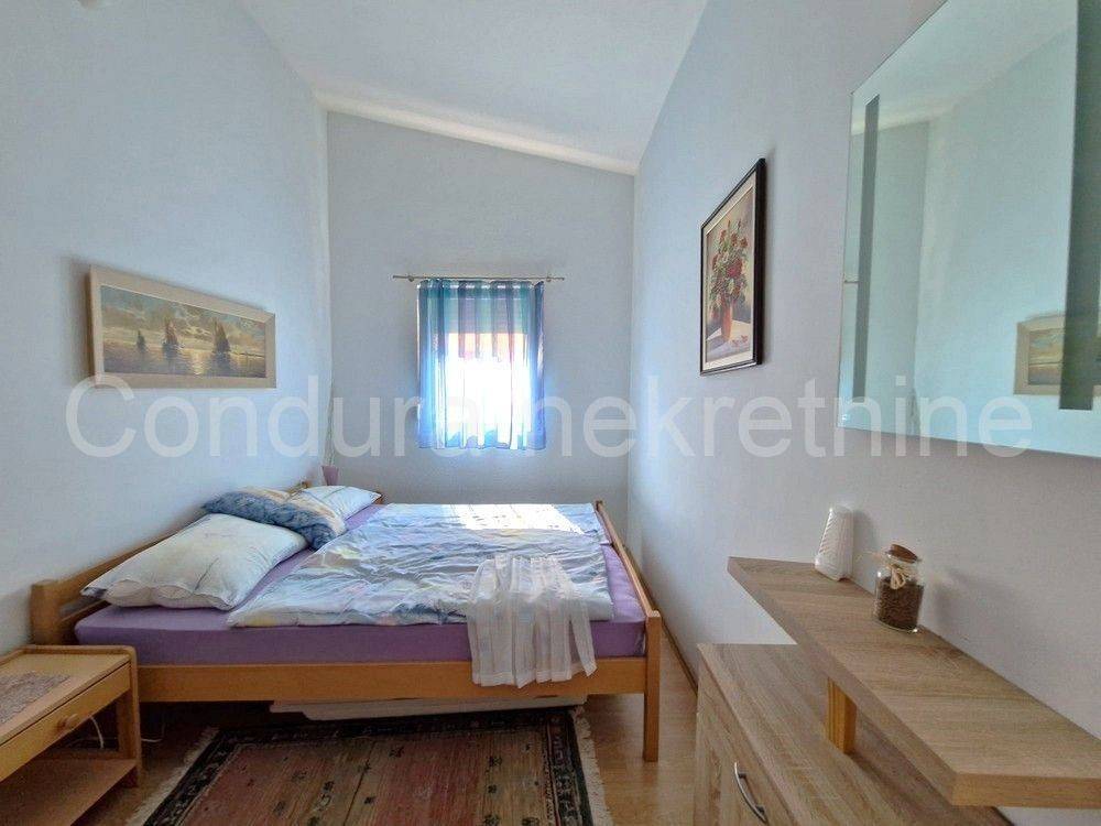 Apartman na moru, Prodaja, Vir, Vir