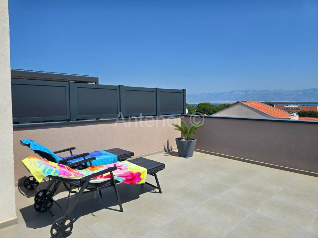 Apartman na moru, Prodaja, Nin, Nin