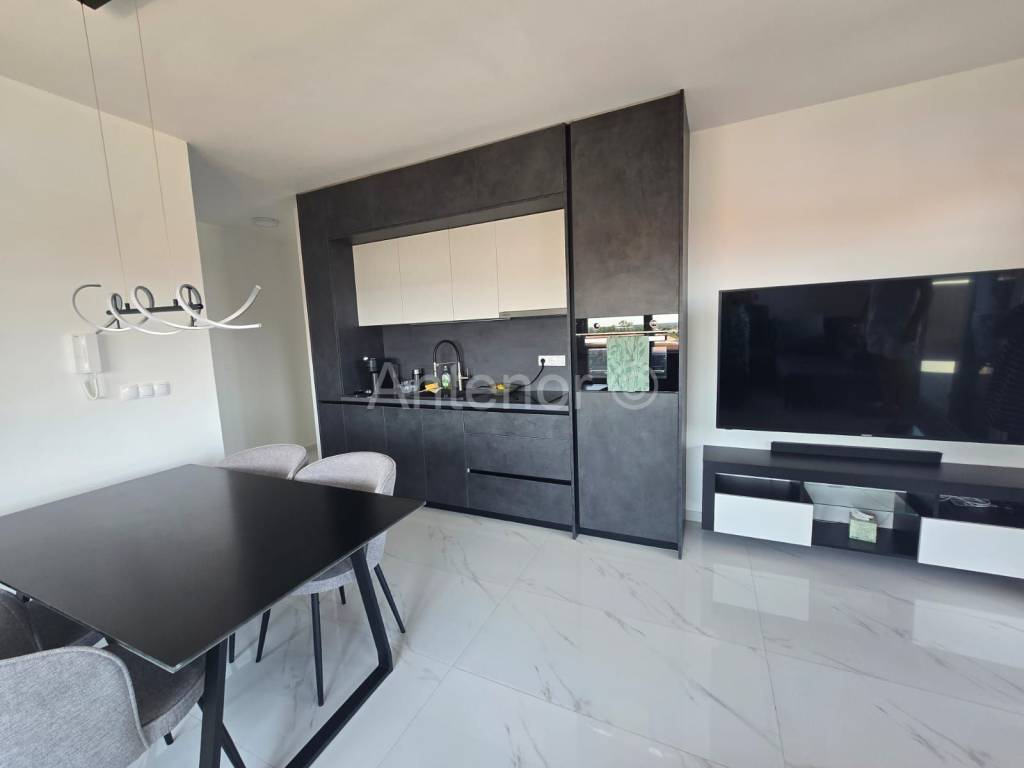 Apartman na moru, Prodaja, Nin, Nin