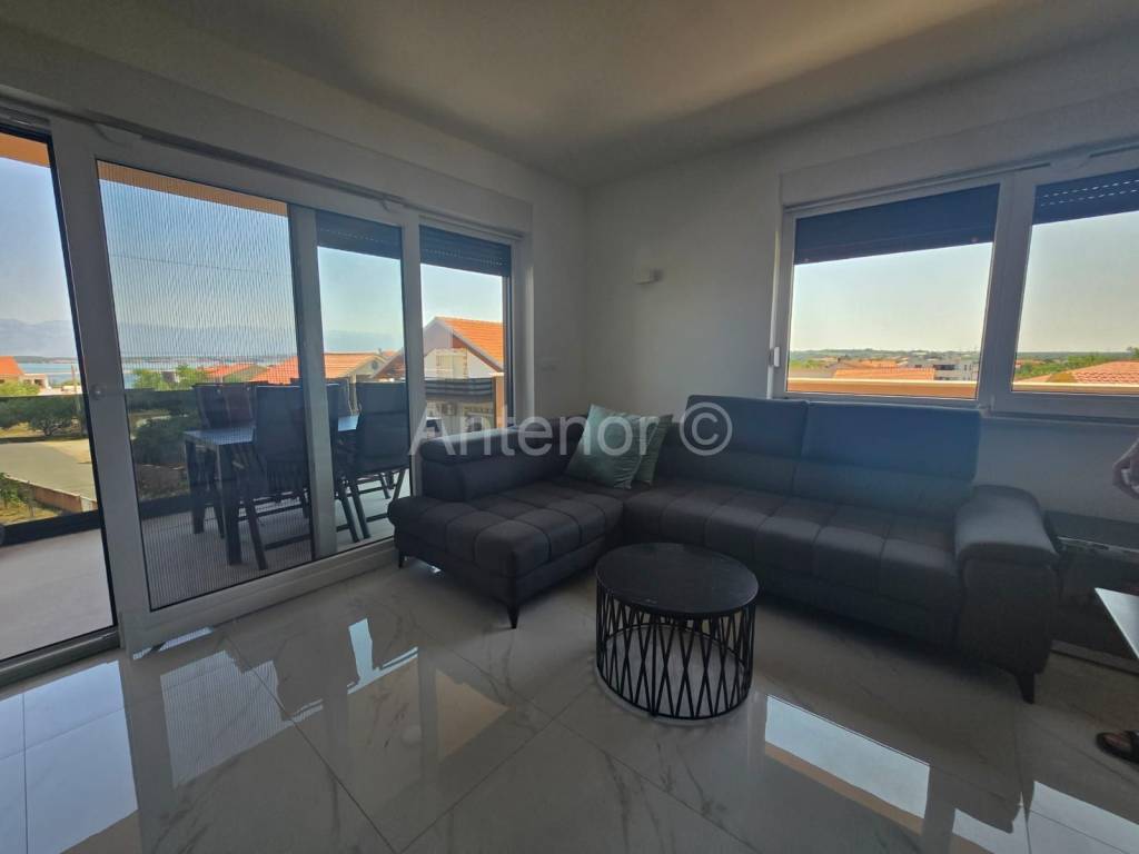 Apartman na moru, Prodaja, Nin, Nin