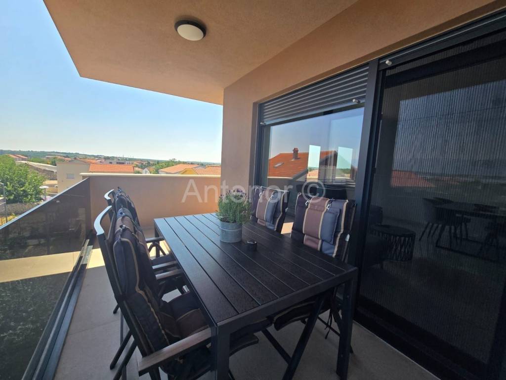 Apartman na moru, Prodaja, Nin, Nin