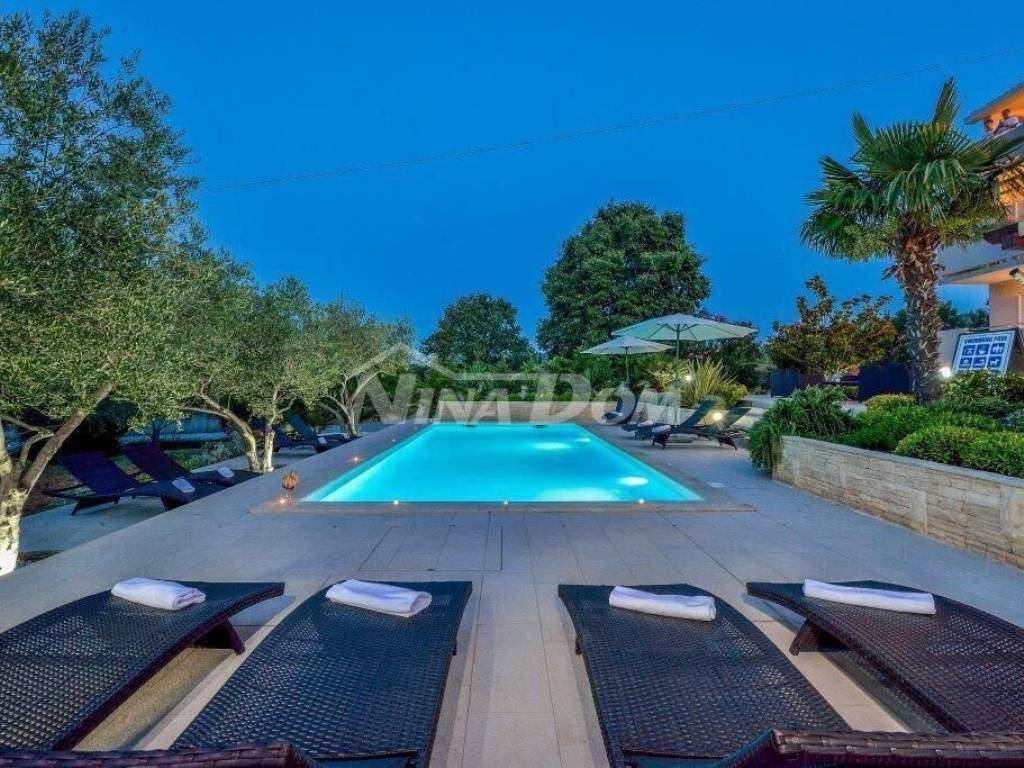 Apartmanska kuća, Prodaja, Kukljica, Kukljica