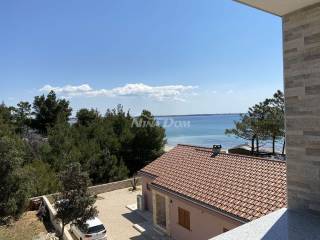 Apartman na moru, Prodaja, Vir, Vir