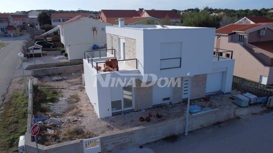 Vila, Prodaja, Vir, Vir