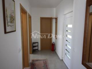 Apartman na moru, Prodaja, Vir, Vir