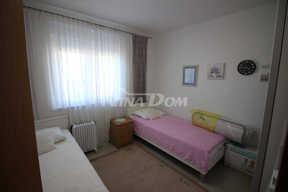 Apartman na moru, Prodaja, Vir, Vir