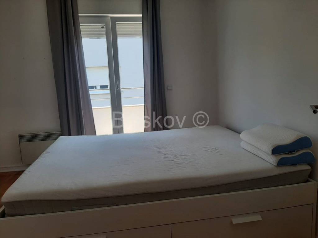 Stan u kući, Najam, Split, Split