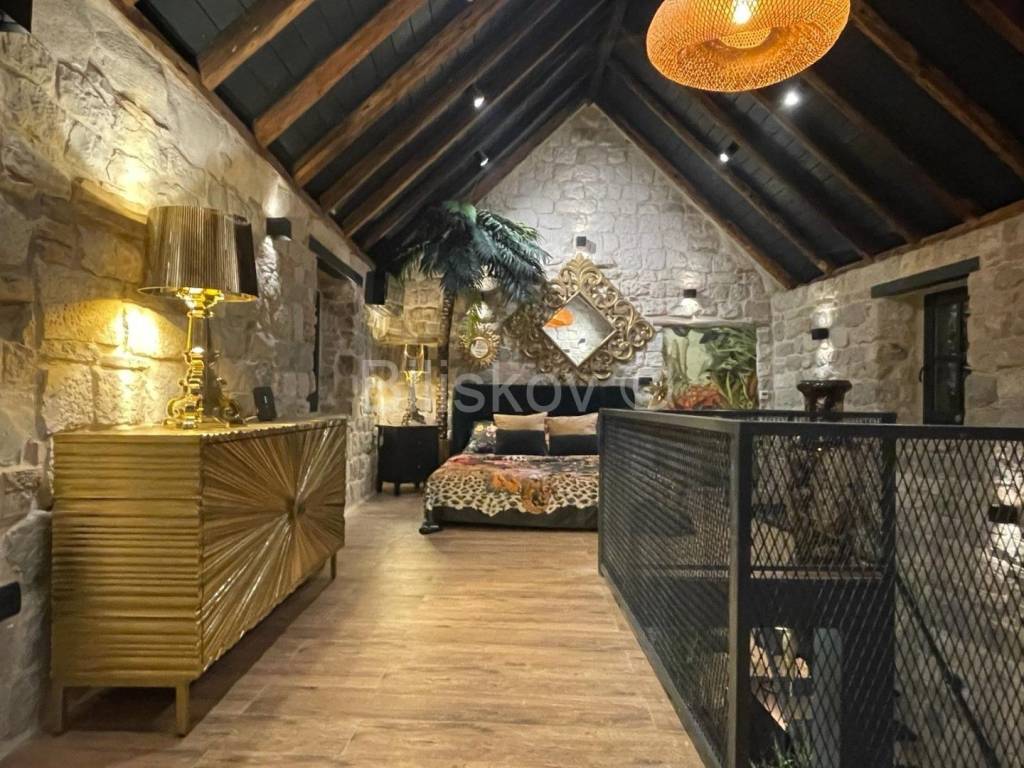 Kuća u nizu, Prodaja, Kaštela, Kaštel Stari