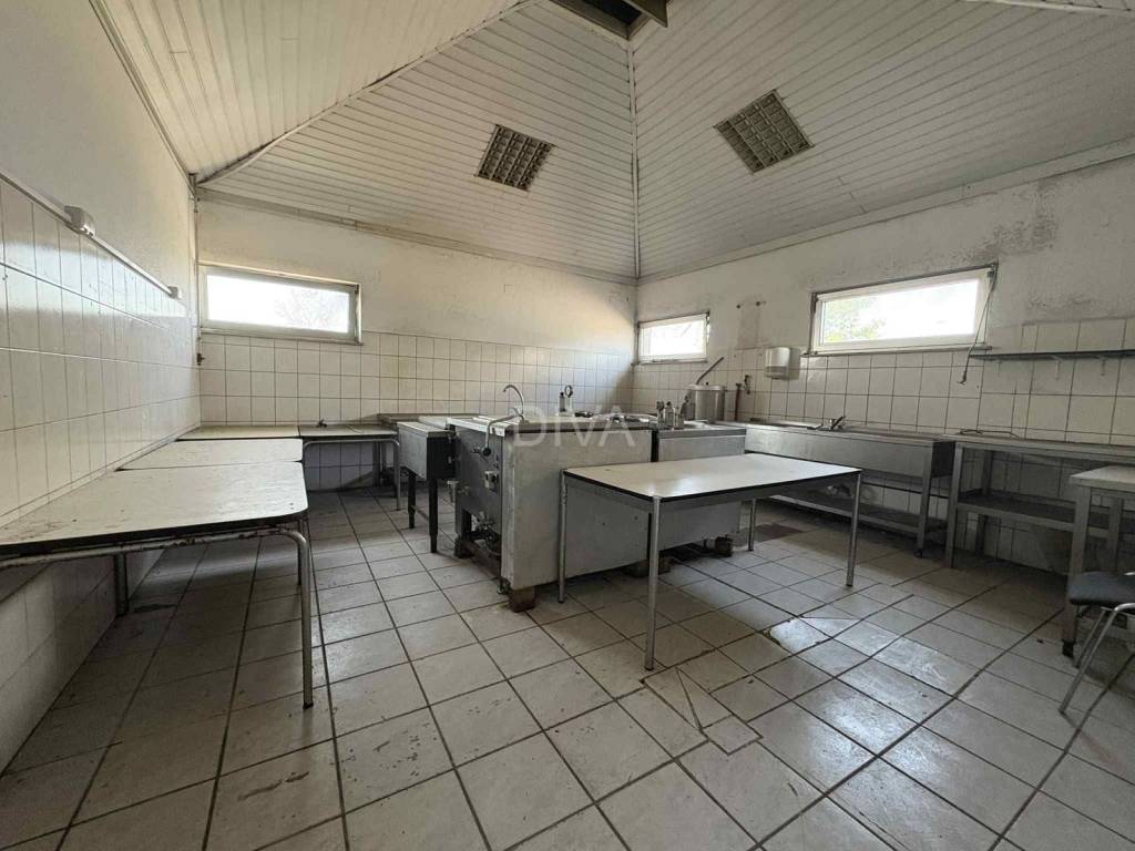 Ugostiteljsko-turistički objekt, Prodaja, Sibinj, Slobodnica