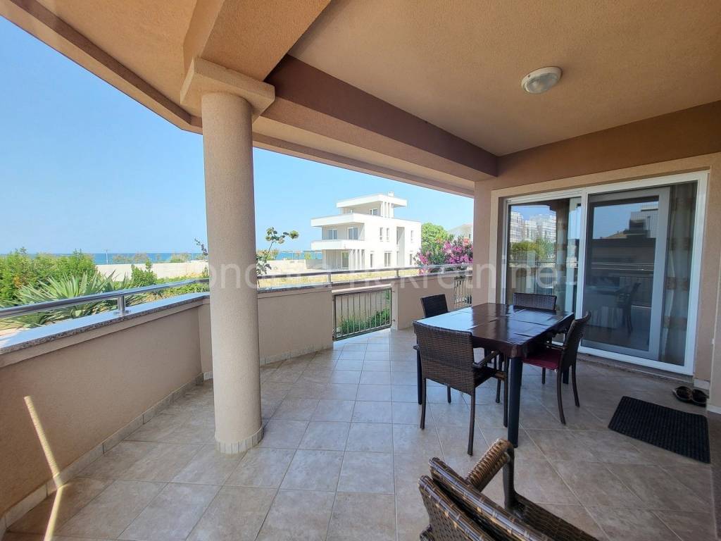 Apartman na moru, Prodaja, Nin, Zaton