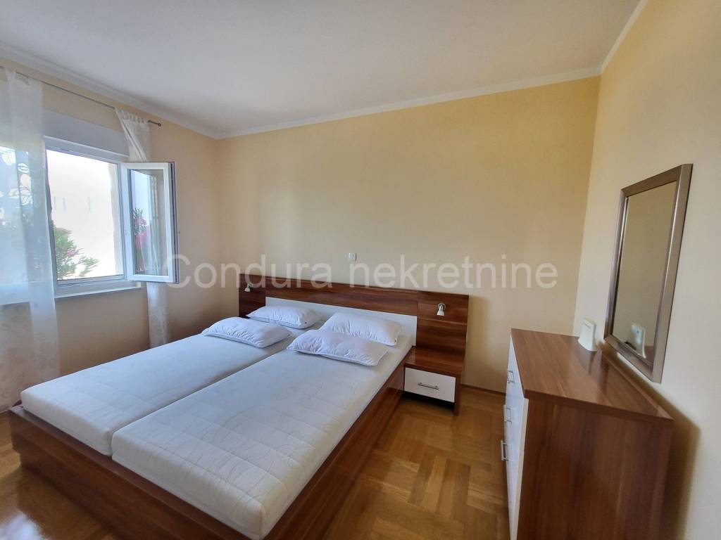 Apartman na moru, Prodaja, Nin, Zaton