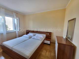Apartman na moru, Prodaja, Nin, Zaton