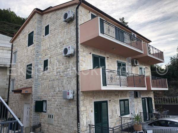 Samostojeća kuća, Prodaja, Omiš, Omiš