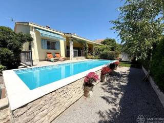 Vila, Prodaja, Kaštela, Kaštel Lukšić