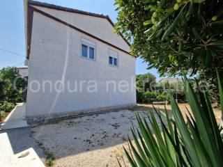 Apartmanska kuća, Prodaja, Vir, Vir