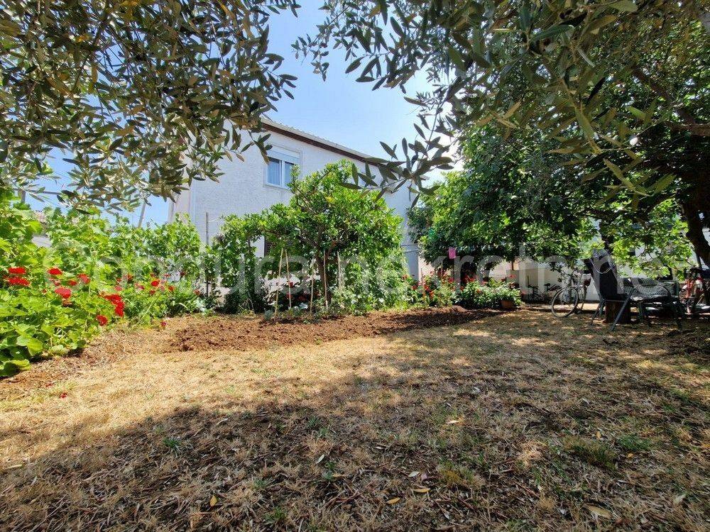 Apartmanska kuća, Prodaja, Vir, Vir