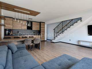 Apartman na moru, Prodaja, Privlaka, Privlaka