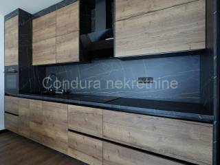 Apartman na moru, Prodaja, Privlaka, Privlaka