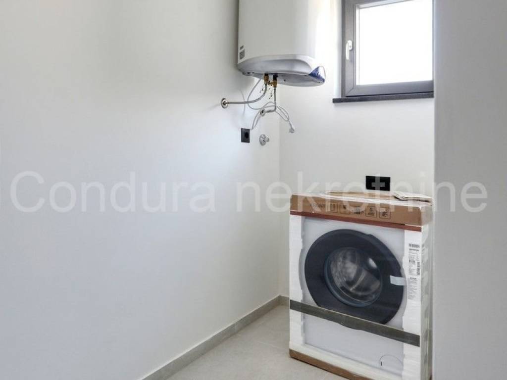 Apartman na moru, Prodaja, Privlaka, Privlaka