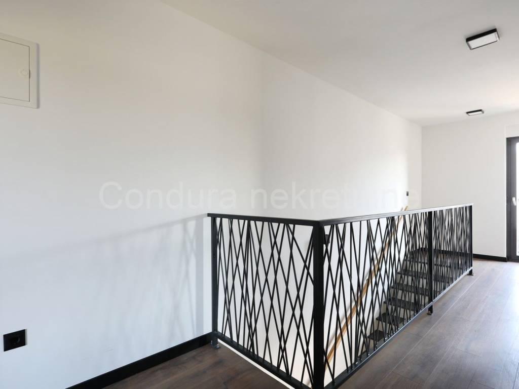 Apartman na moru, Prodaja, Privlaka, Privlaka