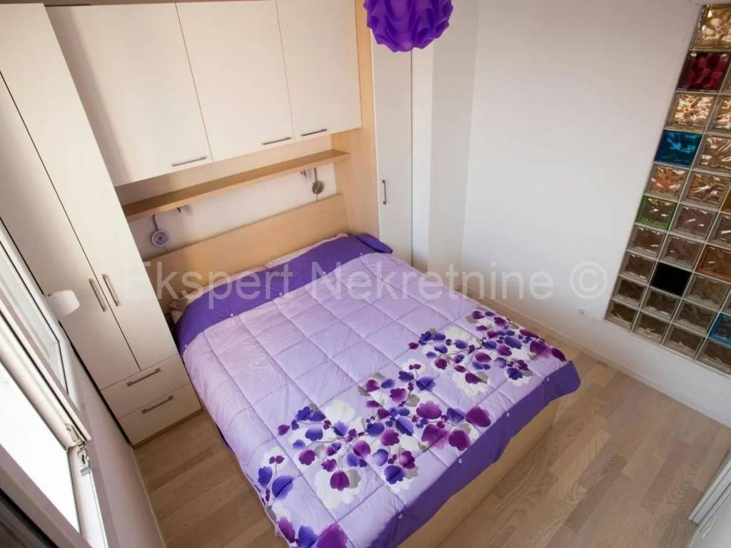 Stan u zgradi, Prodaja, Split, Split