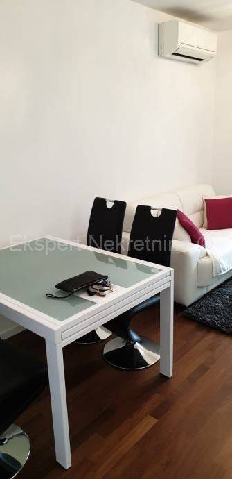 Stan u zgradi, Prodaja, Split, Split