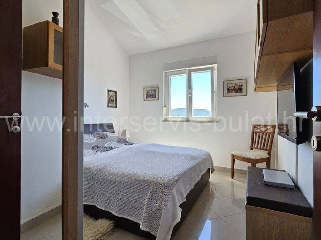 Stan u zgradi, Prodaja, Primošten, Primošten