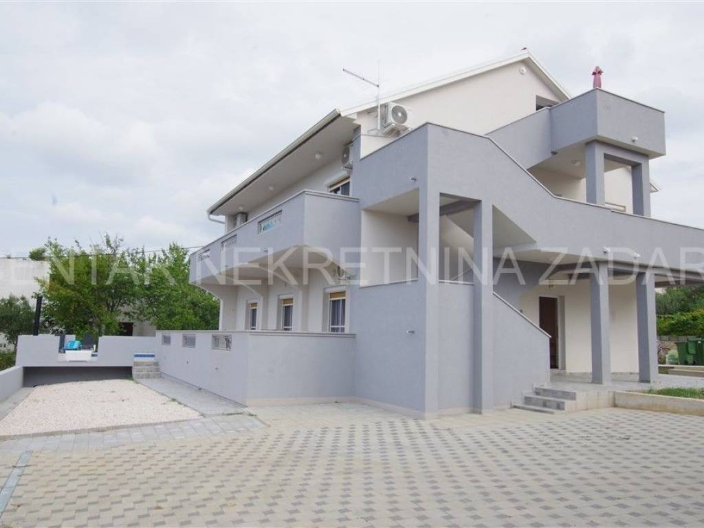 Apartmanska kuća, Prodaja, Zadar - Okolica, Kožino